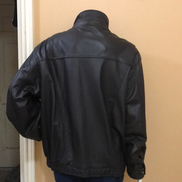 very nice real leather jacket for man. - Picture 3 of 5